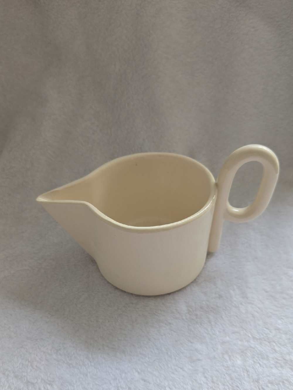 Ceramic Pouring Pitcher - _base brand
